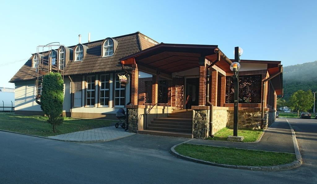 阿尔马里斯酒店 Stakcin 外观 照片